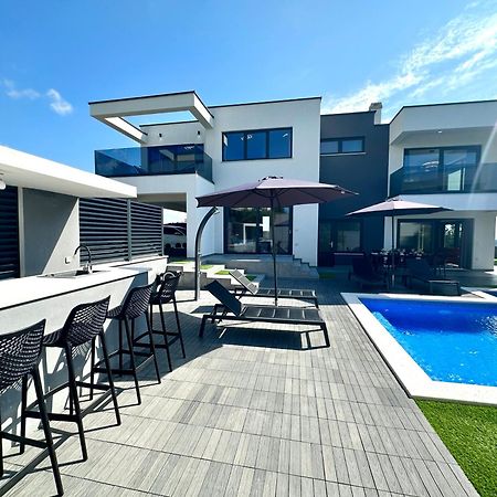 Villa Fantasy Daydream Mansion Novalja Exterior foto