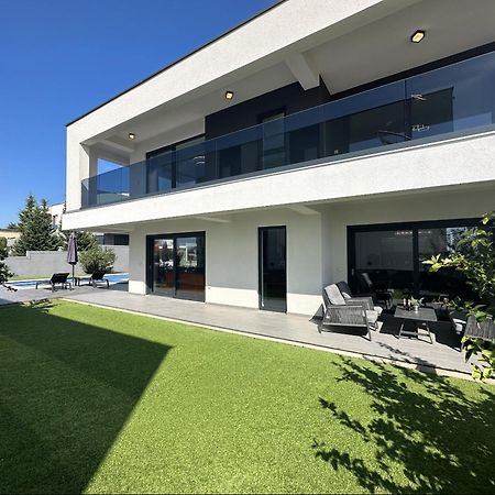 Villa Fantasy Daydream Mansion Novalja Exterior foto
